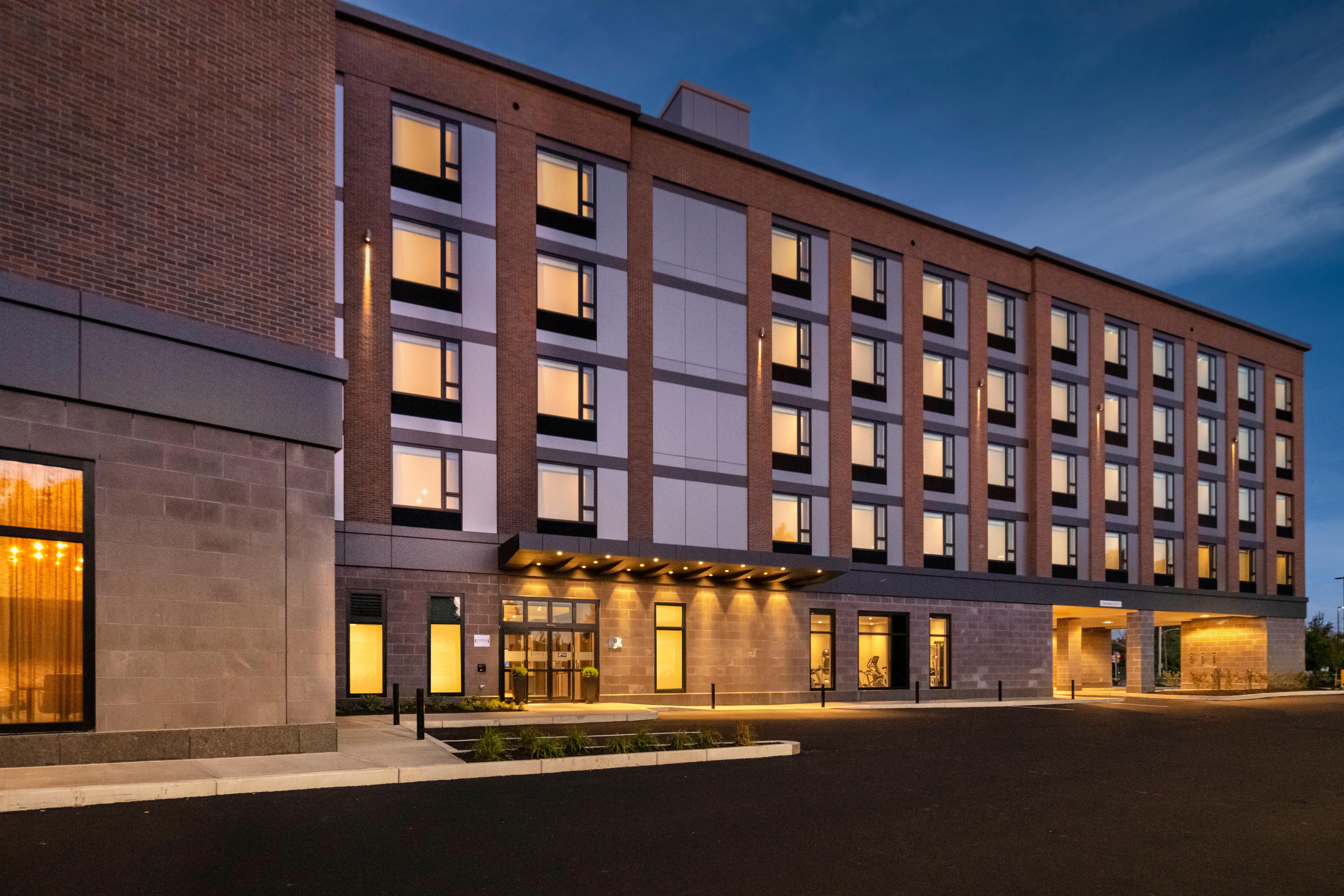 Holiday Inn Express - Boston Logan Airport - Revere By Ihg Экстерьер фото